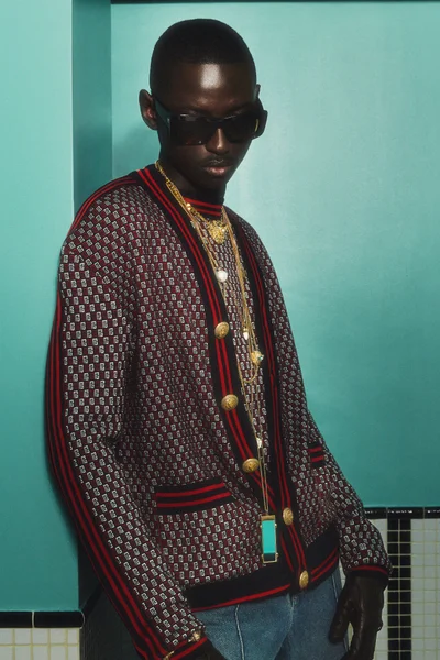 Look 50